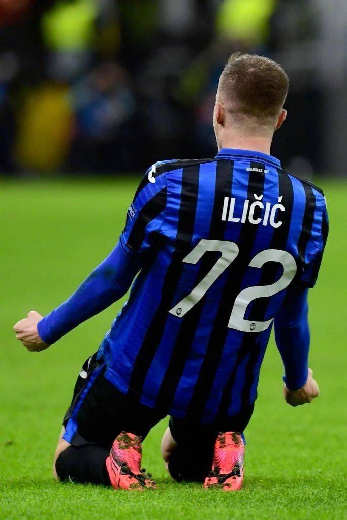 斯图加特客场击败对手,实现逆袭 斯图加特客场击败对手,实现逆袭