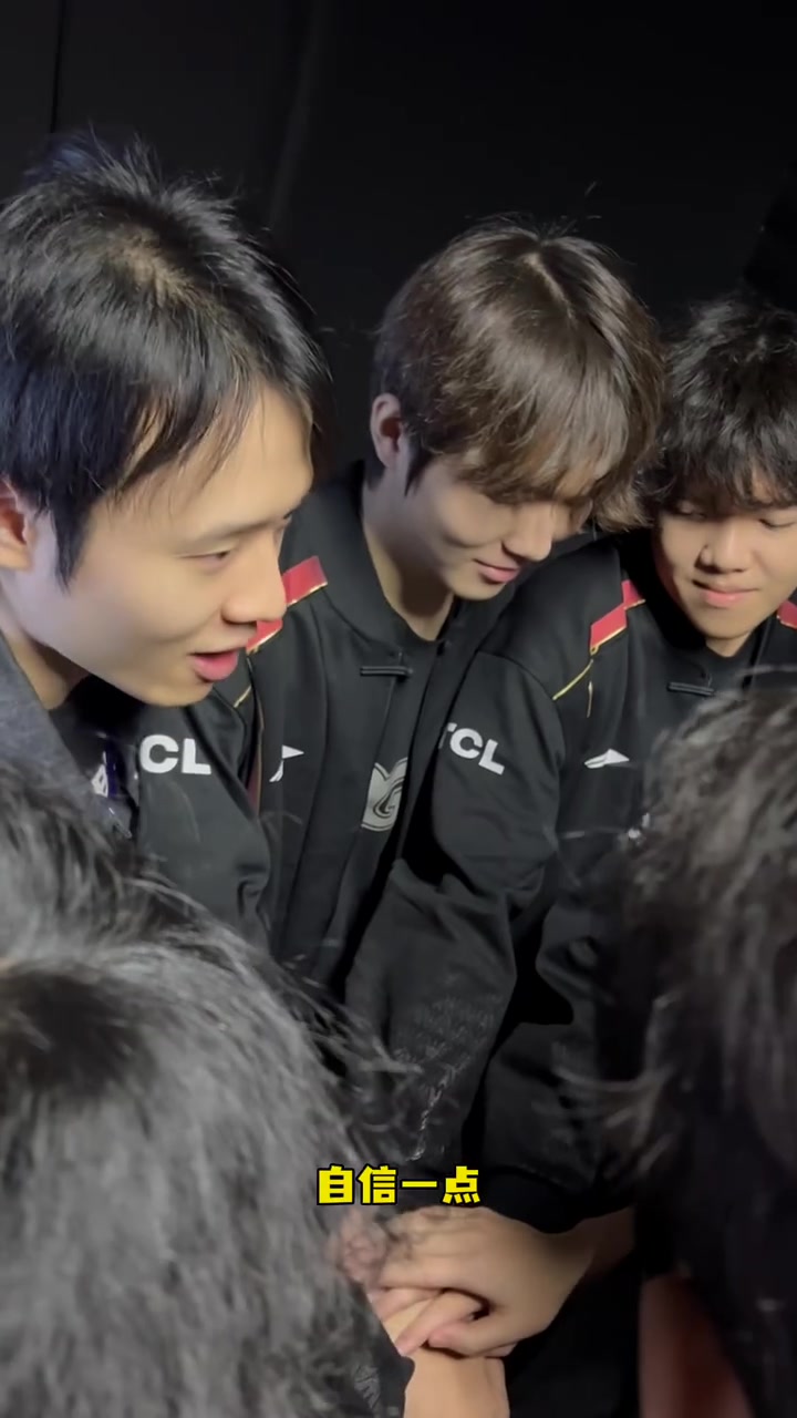 EDG轻取BRO，Deft极限生还后反打顶尖较量入围赛，强势挺进下一轮的简单介绍