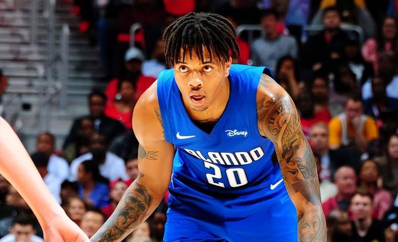 AG视讯-勇士轻取老鹰，富尔茨状态回暖