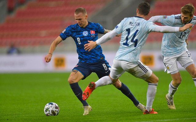 斯洛伐克队未能取胜，需调整策略