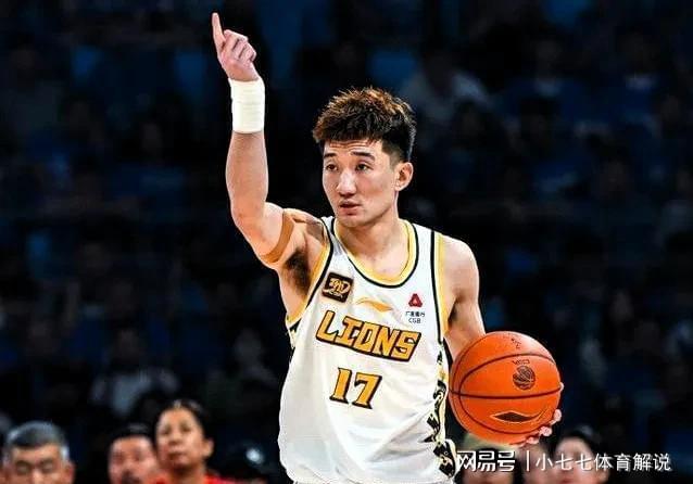 关于江苏队翻盘雷霆，孙铭徽高光表现的信息