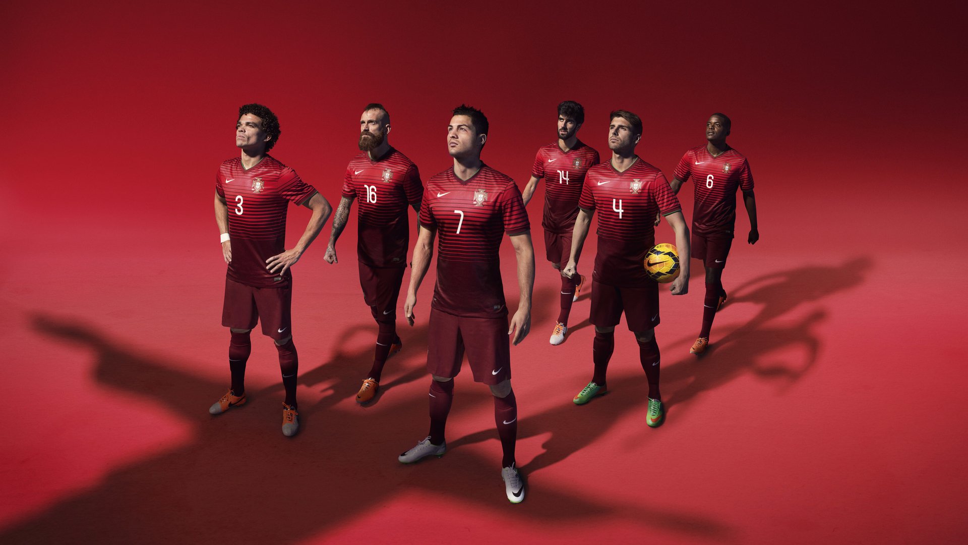 绿茵烽火，枪手扬威北非，新星莱奥闪耀全场