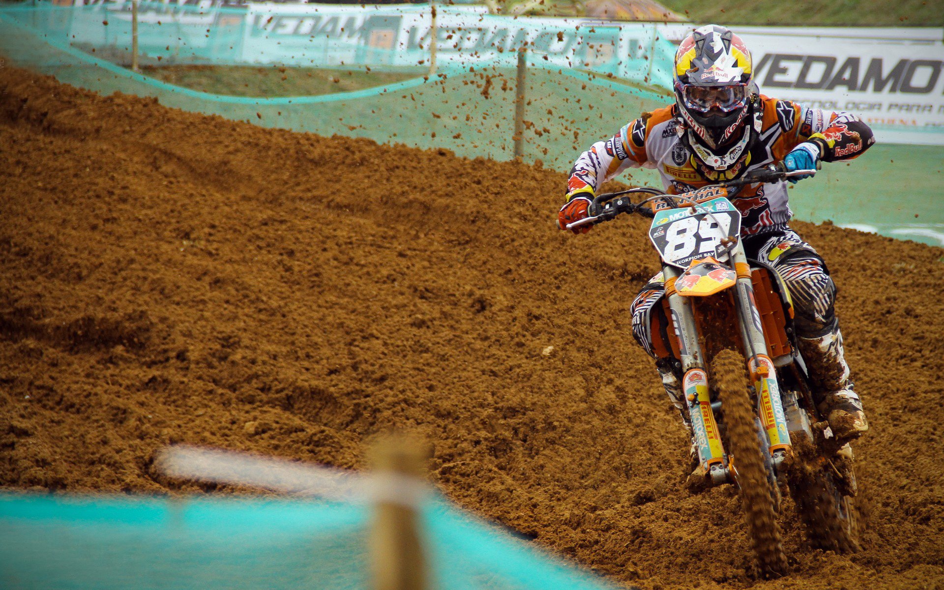 -今夜两个赛场，一种声音，从首尔到成都的亚洲力量